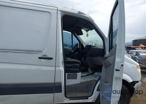 2012 Mercedes-Benz Sprinter 2500 Normal Roof from USA, damaged, VIN WD3PE7CC1C5614569